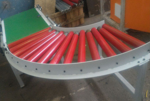 Bend conveyor  With PU Roller